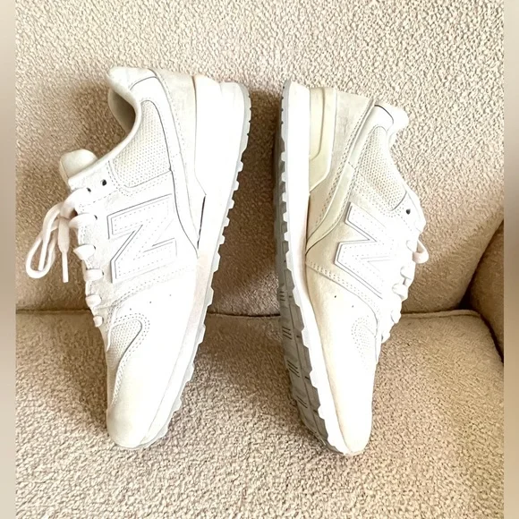 NEW BALANCE SNEAKERS - Picture 5 of 11